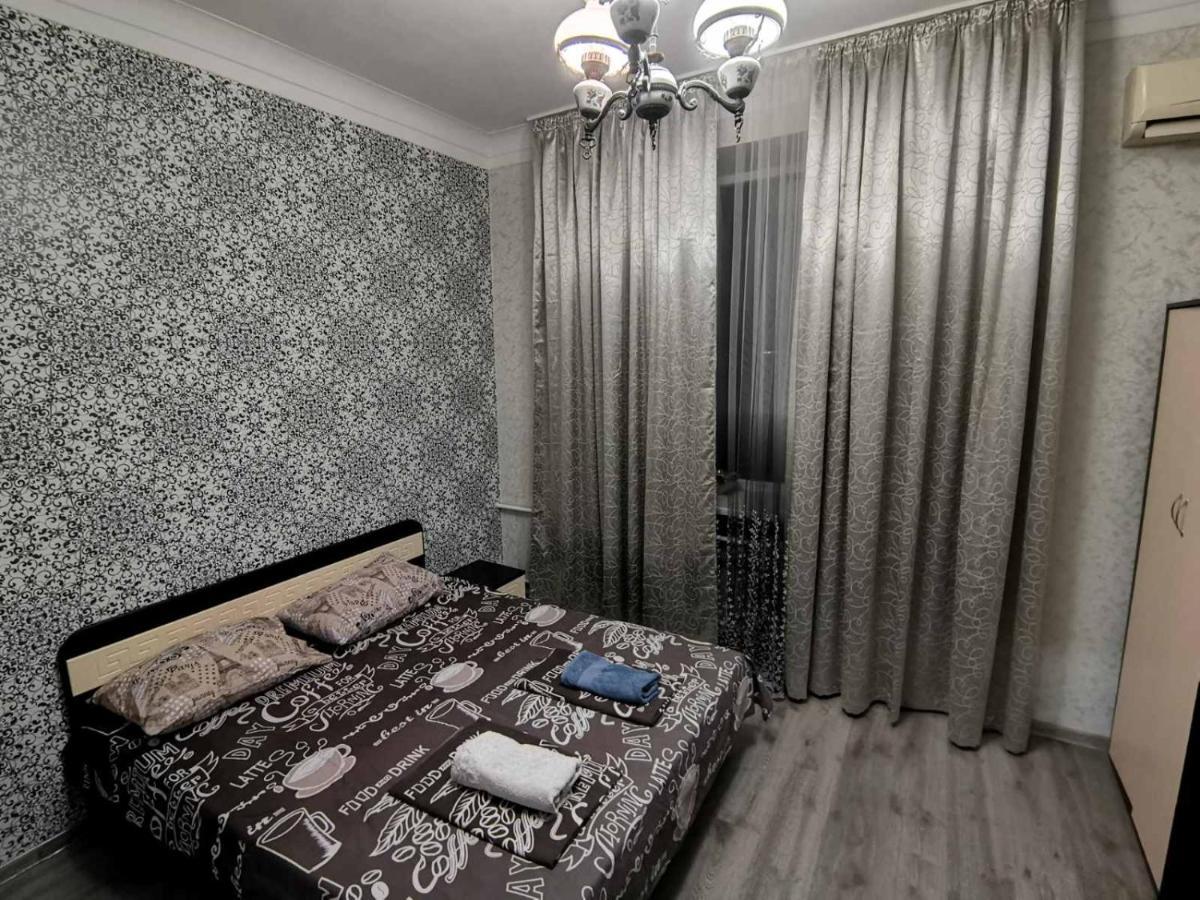 Apartment 2 Bed Rooms Near Aristokrat Zaporizhia Exterior foto